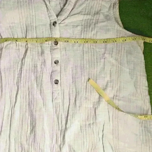 Women's lightweight sleeveless striped button-down top size M - Picture 5 of 8